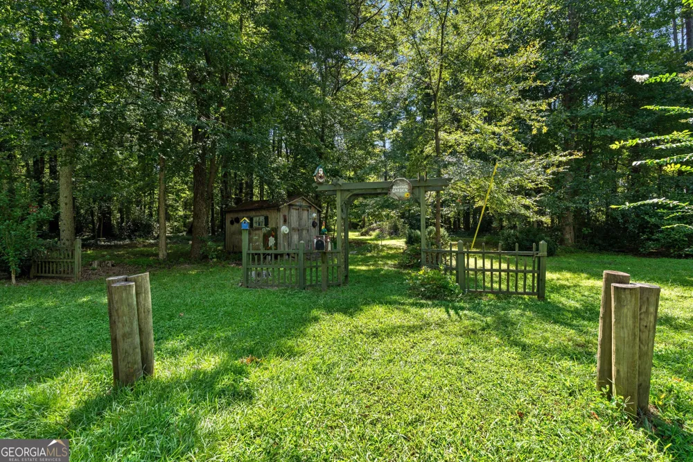 30 Peachtree DR Sharpsburg, GA 30277