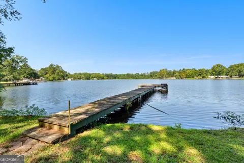 30 Peachtree DR