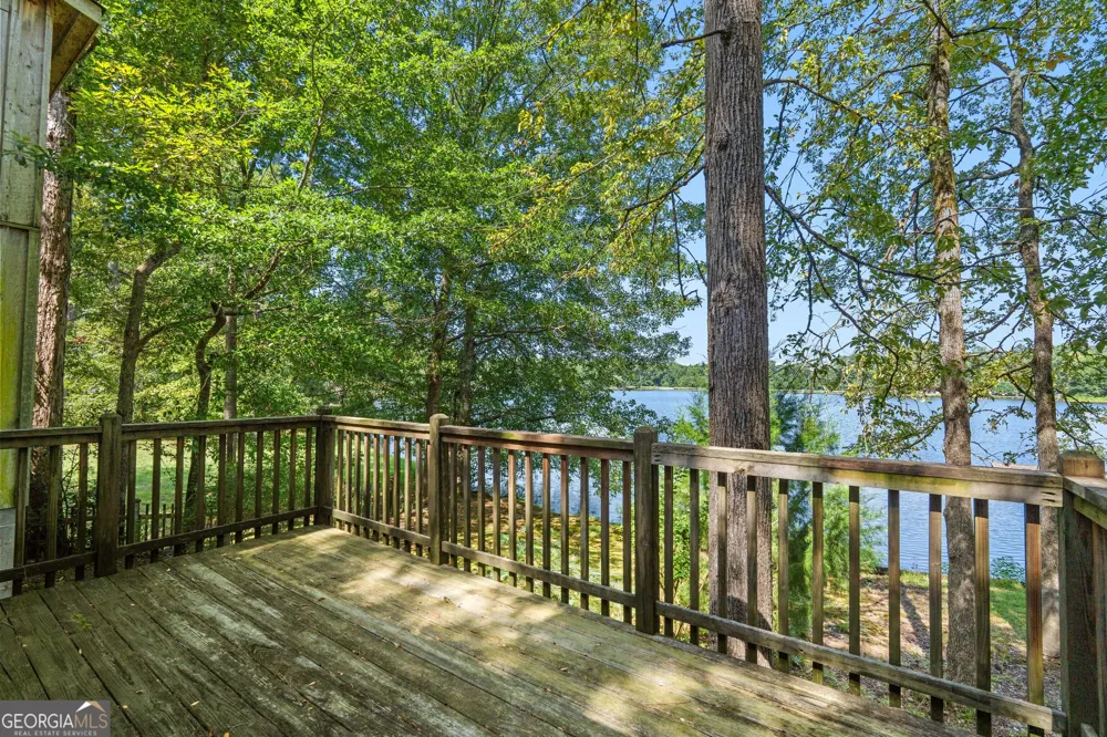 30 Peachtree DR Sharpsburg, GA 30277