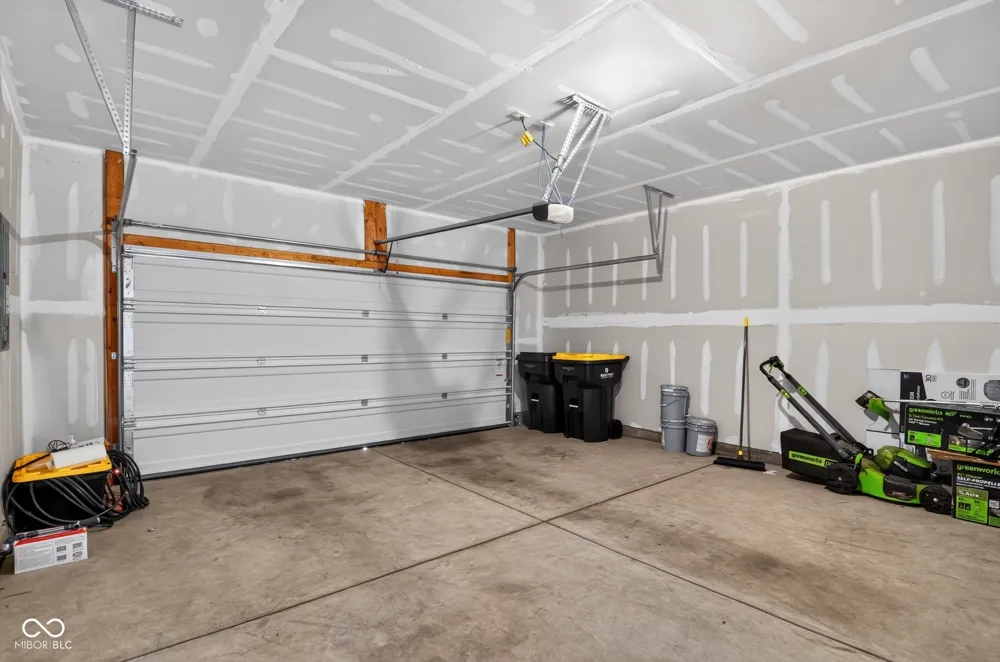 8584 Tripp Road Pendleton, IN 46064