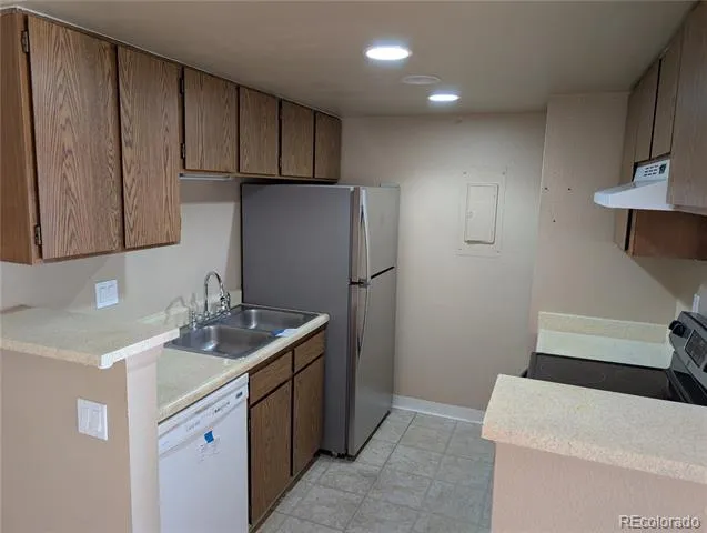 14423 E Jewell Avenue #202 Aurora, CO 80012