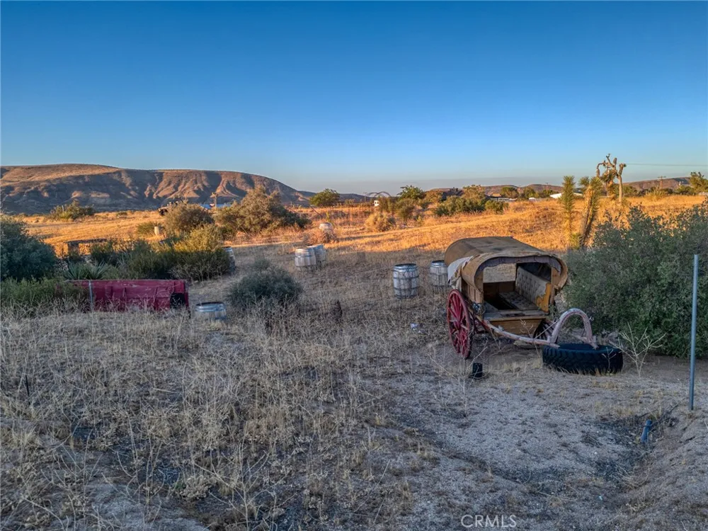 5430 Red Ryder Road Pioneertown, CA 92268