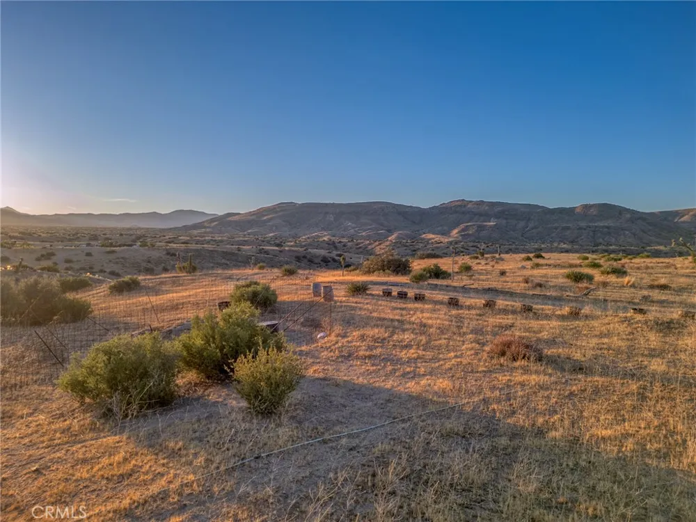 5430 Red Ryder Road Pioneertown, CA 92268