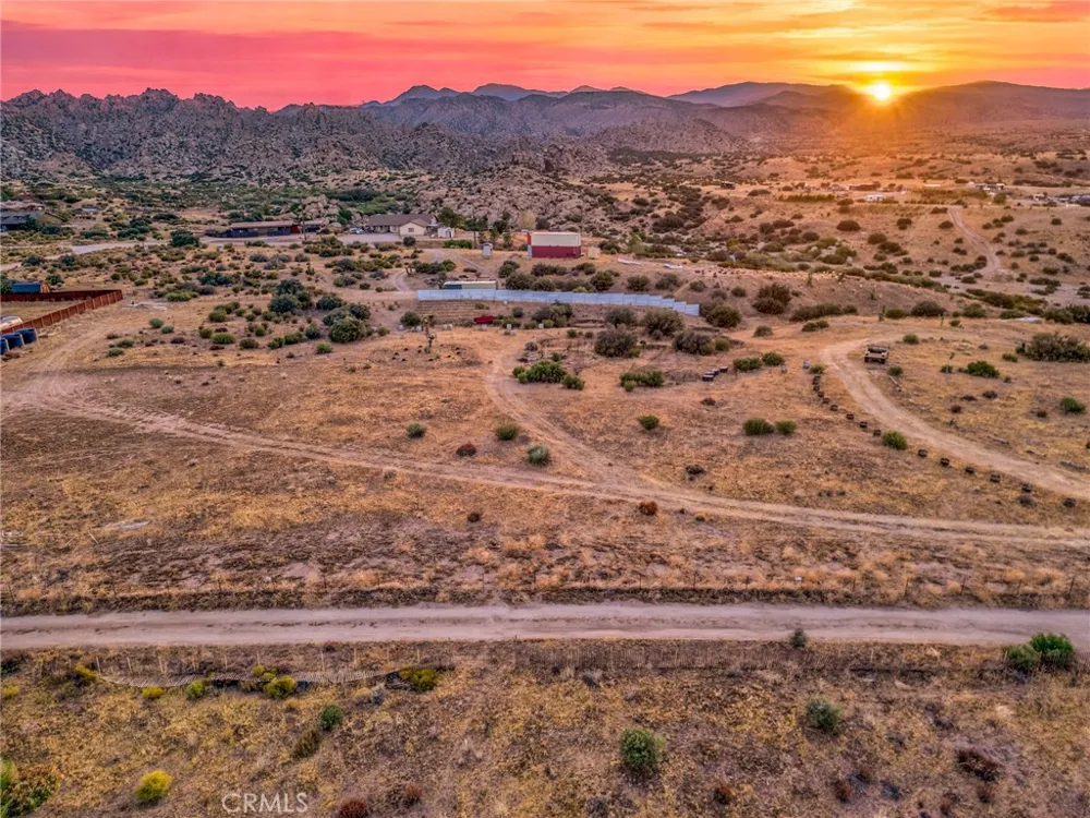 5430 Red Ryder Road Pioneertown, CA 92268