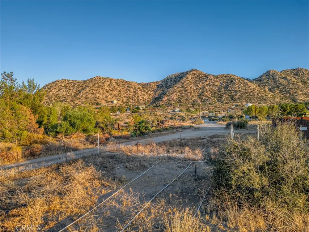 5450 Red Ryder Road Pioneertown, CA 92268
