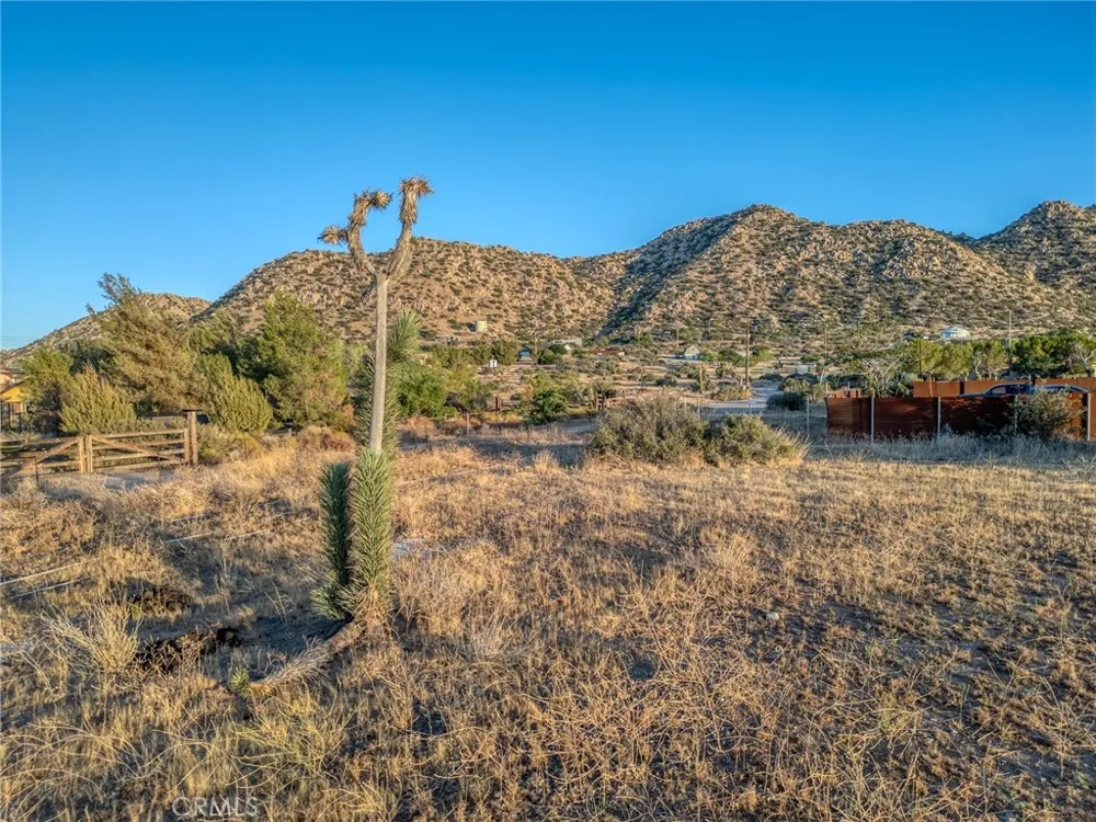 5450 Red Ryder Road Pioneertown, CA 92268