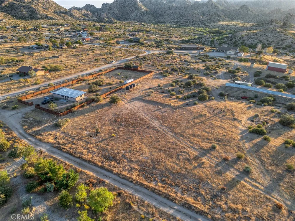 5450 Red Ryder Road Pioneertown, CA 92268