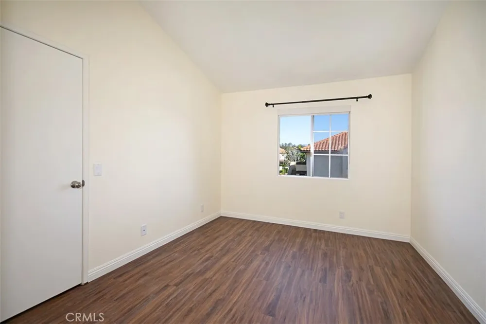 26121 La Real Mission Viejo, CA 92691