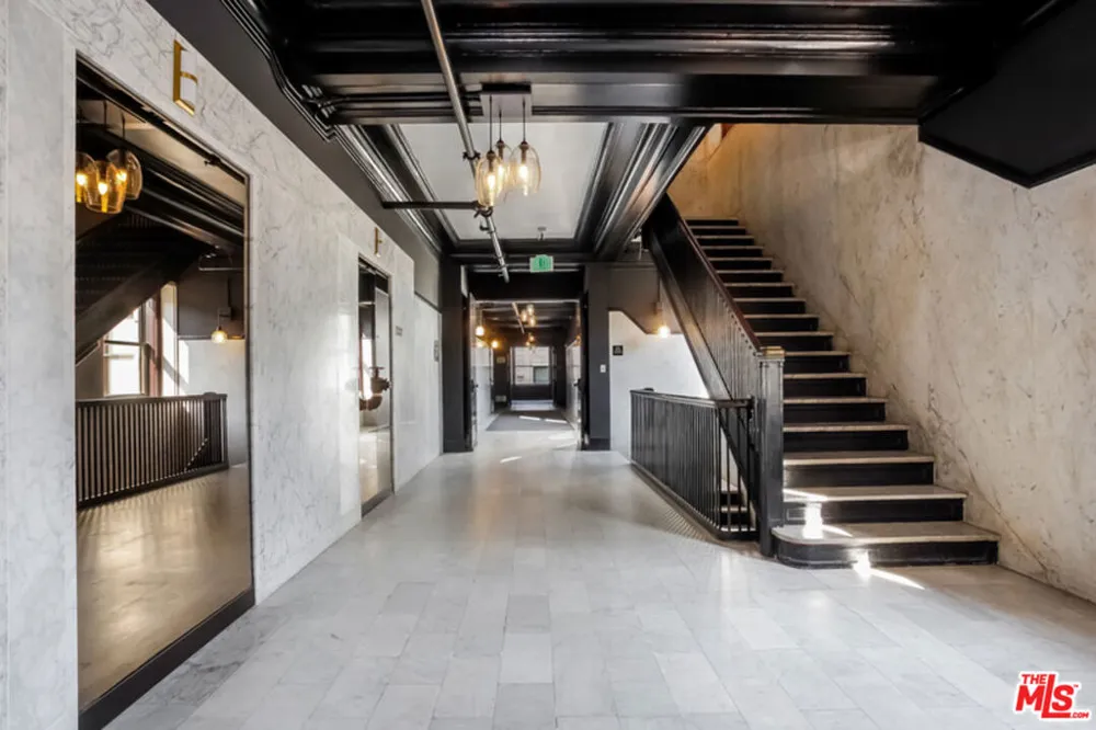 460 S Spring Street #907 Los Angeles, CA 90013