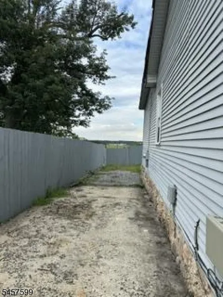 216 Hillcrest Ave Old Bridge, NJ 08879