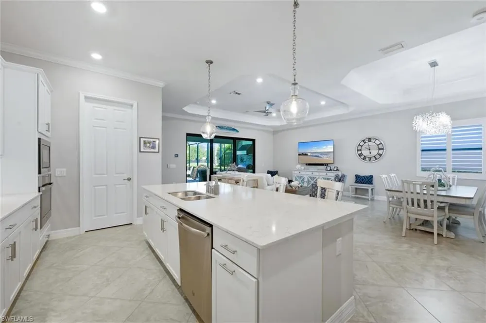 1831 Mustique Street Naples, FL 34120