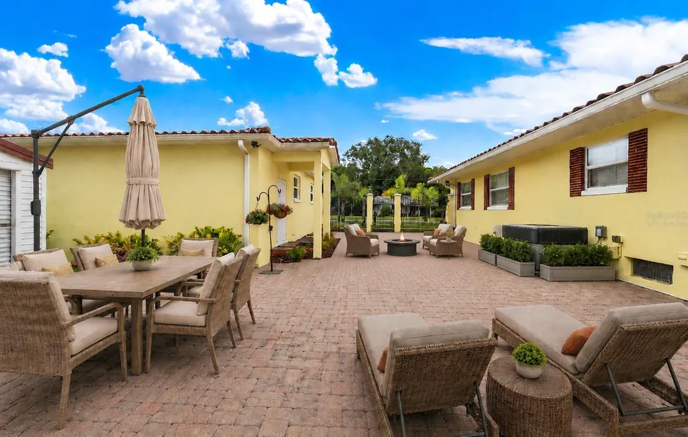 123 SUNRISE BOULEVARD Debary, FL 32713