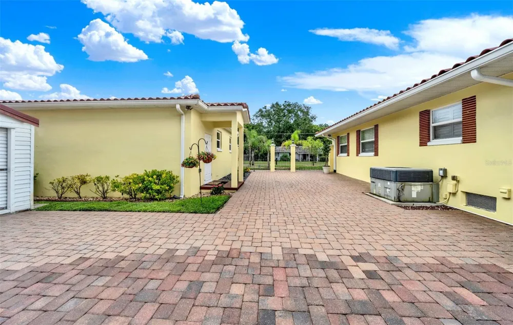 123 SUNRISE BOULEVARD Debary, FL 32713