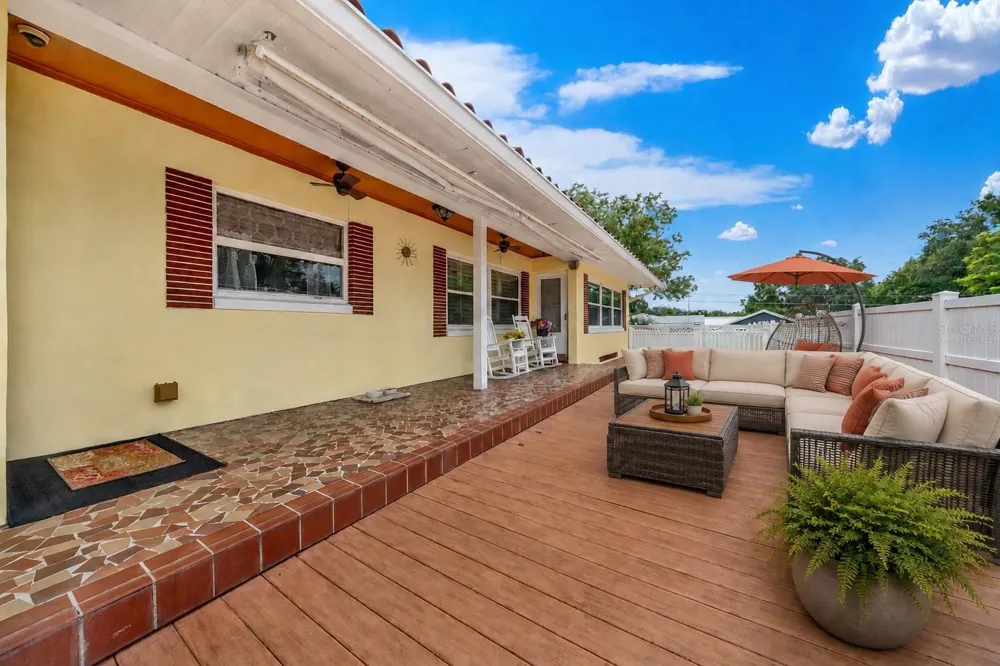 123 SUNRISE BOULEVARD Debary, FL 32713