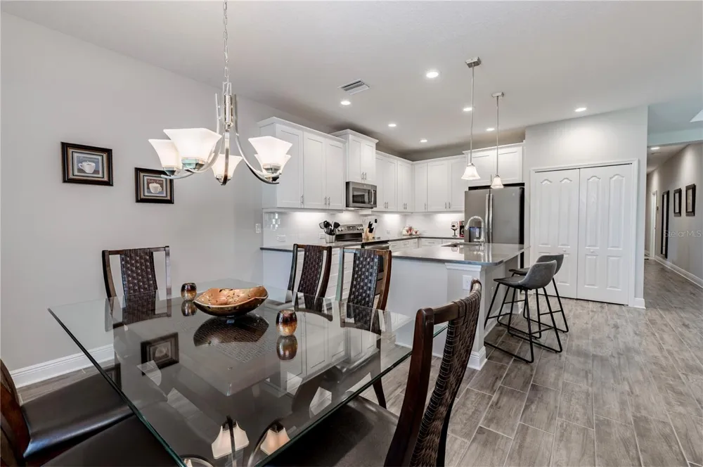1117 THORNBURY DRIVE Parrish, FL 34219