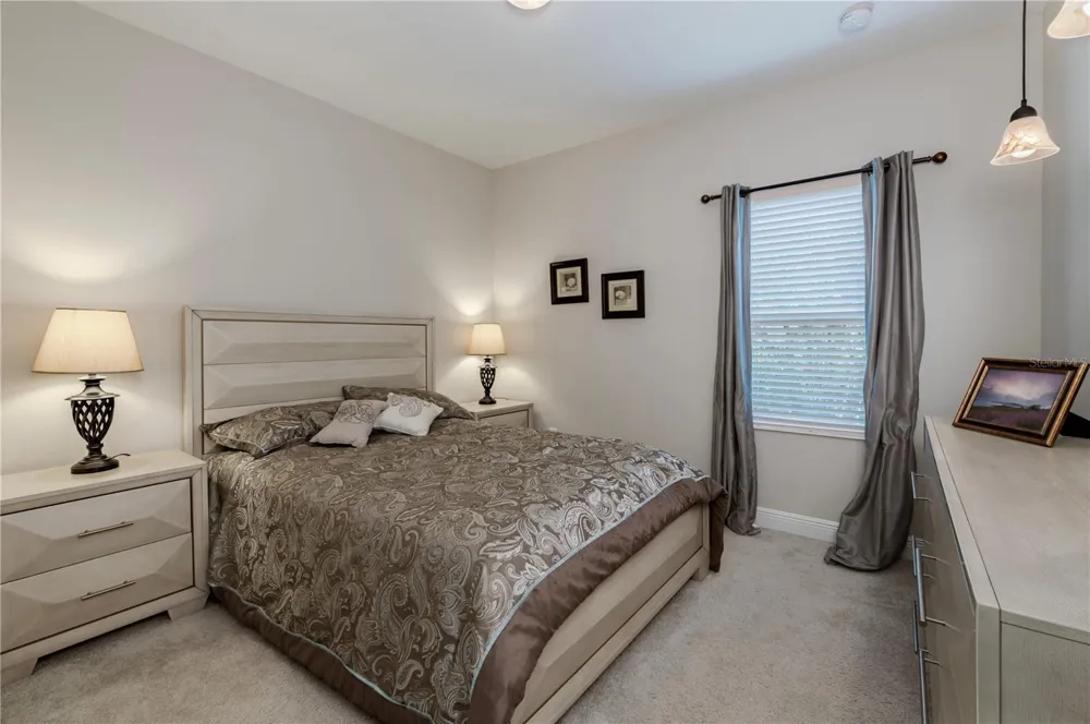 1117 THORNBURY DRIVE Parrish, FL 34219