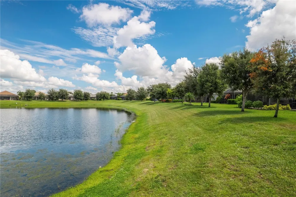 1117 THORNBURY DRIVE Parrish, FL 34219