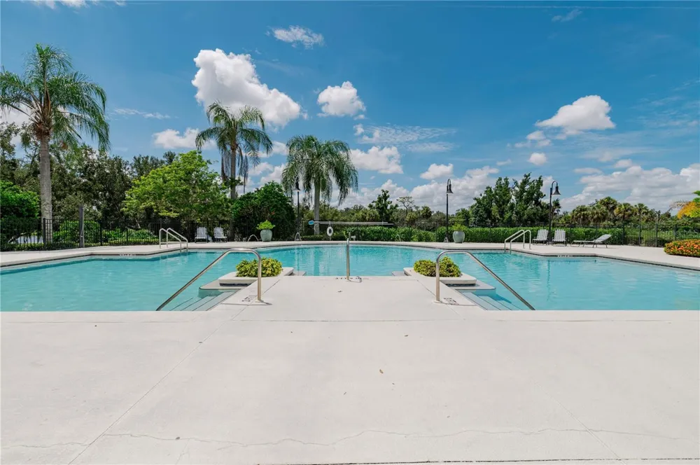 1117 THORNBURY DRIVE Parrish, FL 34219