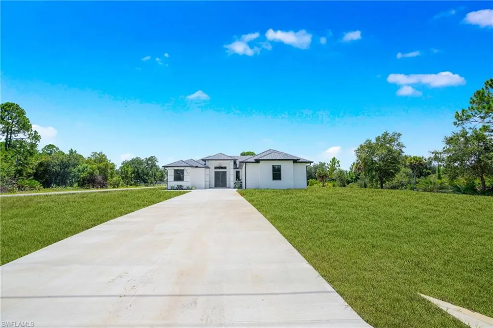 7717 18th Terrace Labelle, FL 33935