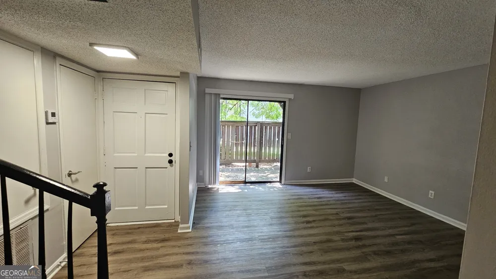 1403 Stone Mill TRCE Stone Mountain, GA 30083