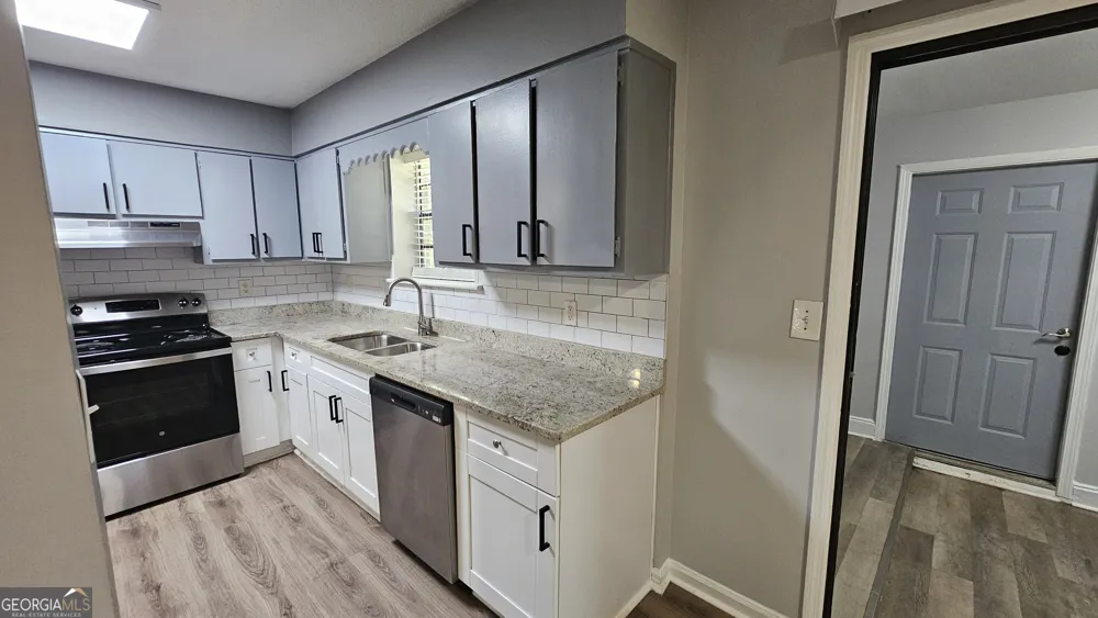 1403 Stone Mill TRCE Stone Mountain, GA 30083