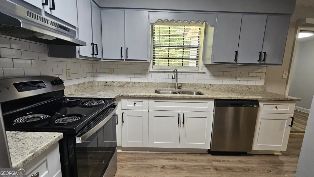 1403 Stone Mill TRCE Stone Mountain, GA 30083