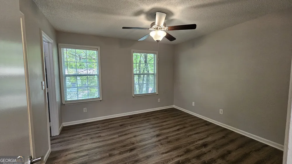 1403 Stone Mill TRCE Stone Mountain, GA 30083
