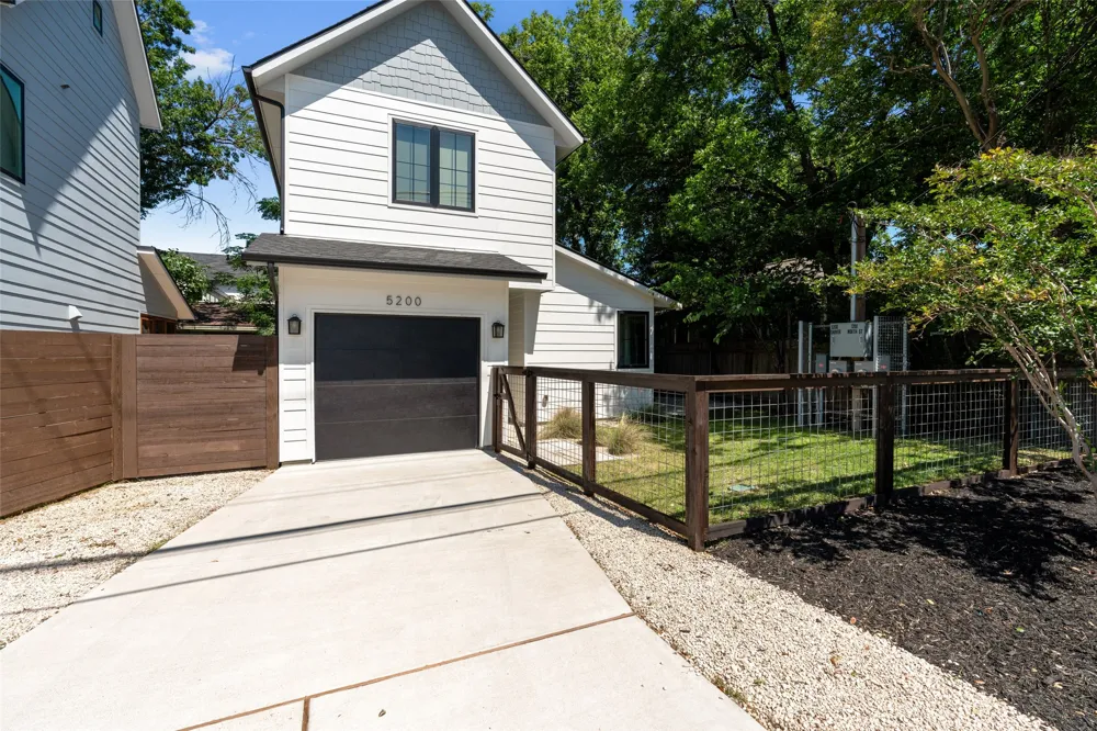 5200 Grover Avenue Austin, TX 78756
