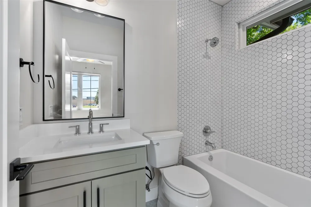 5200 Grover Avenue Austin, TX 78756