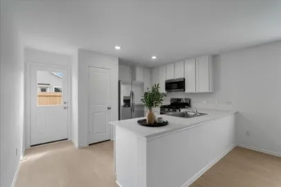 300 Twilight Breeze Way Hutto, TX 78634