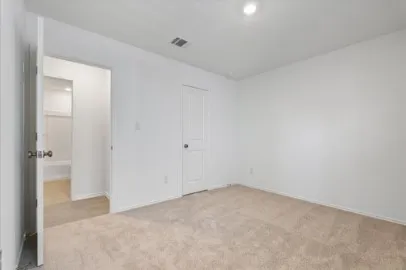 300 Twilight Breeze Way Hutto, TX 78634
