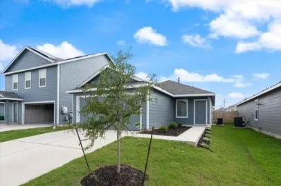 300 Twilight Breeze Way Hutto, TX 78634