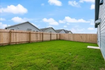 300 Twilight Breeze Way Hutto, TX 78634