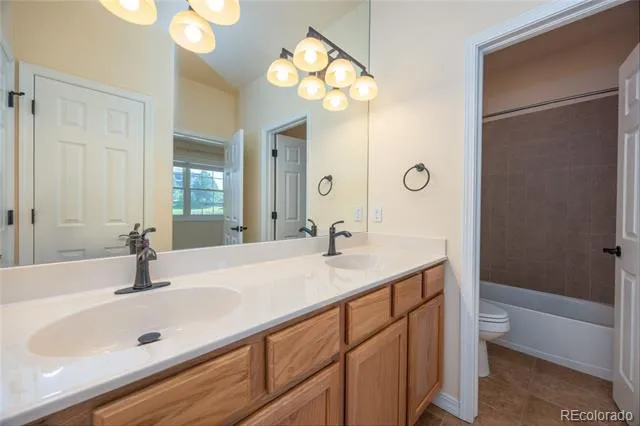 2504 Pine Valley View Colorado Springs, CO 80920