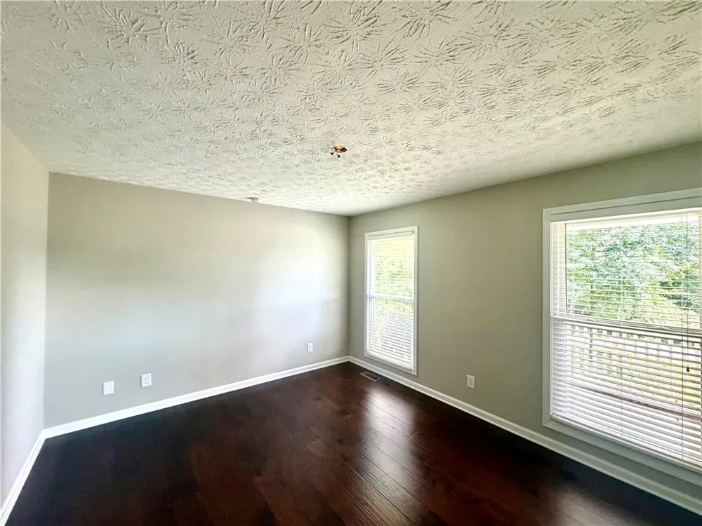 2660 Sandy Creek Circle Loganville, GA 30052