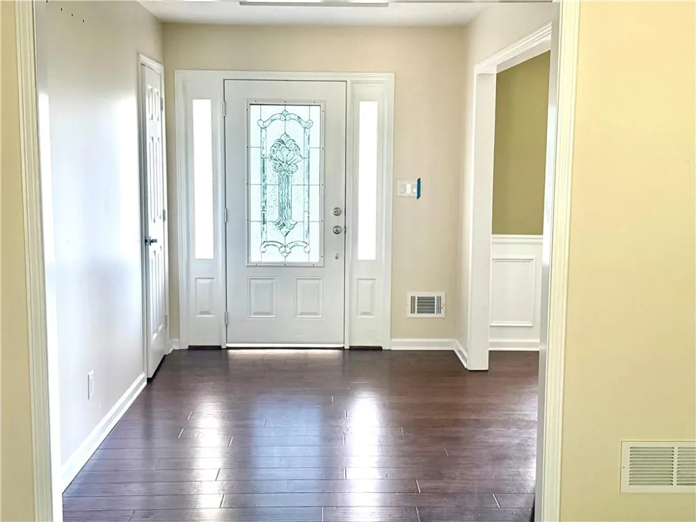 2660 Sandy Creek Circle Loganville, GA 30052