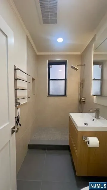 301 79th Street 403 North Bergen, NJ 07047