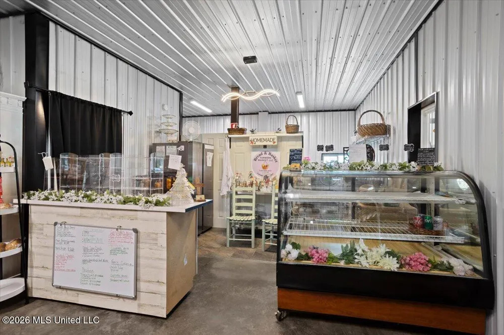 14271 U.s. 98 Lucedale, MS 39452
