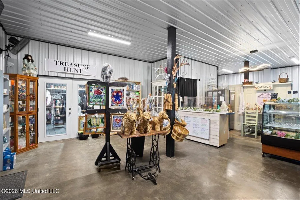 14271 U.s. 98 Lucedale, MS 39452