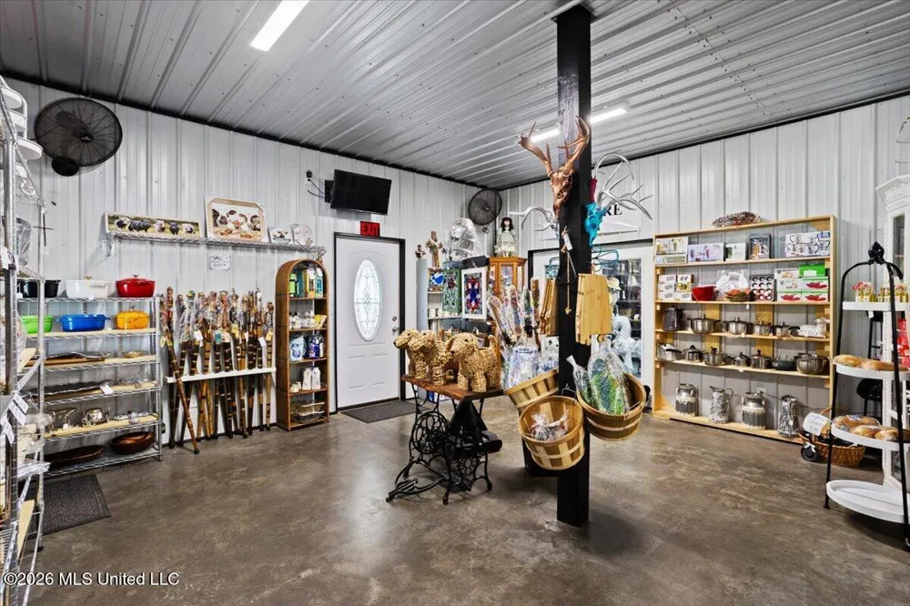 14271 U.s. 98 Lucedale, MS 39452