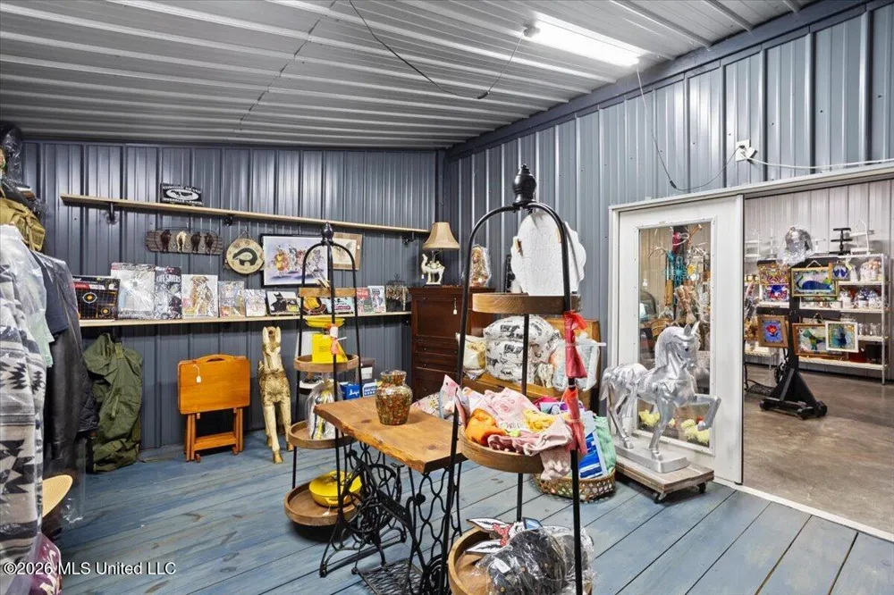 14271 U.s. 98 Lucedale, MS 39452