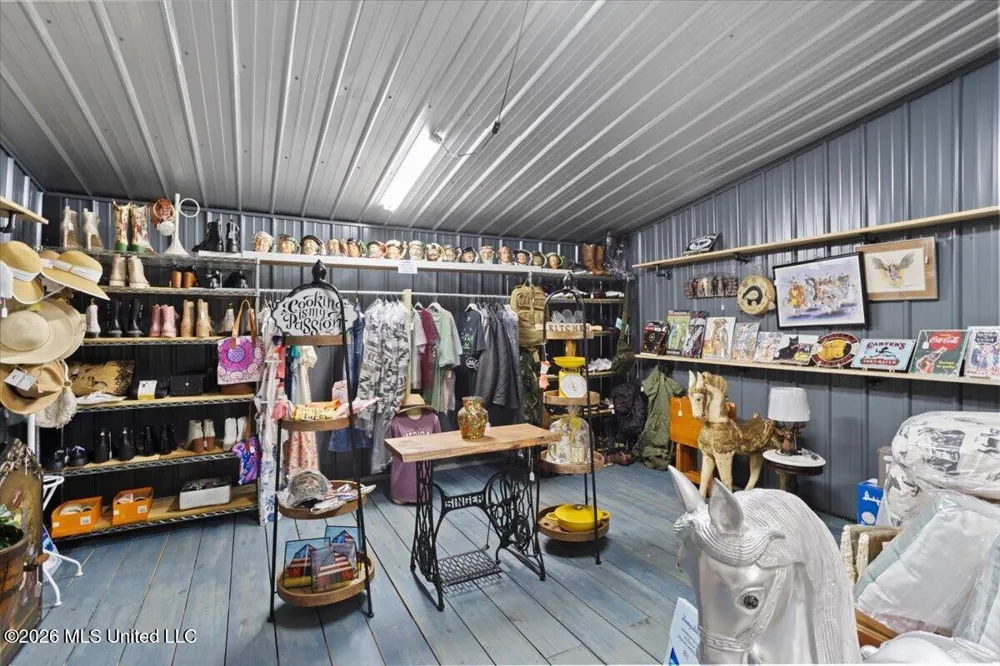 14271 U.s. 98 Lucedale, MS 39452