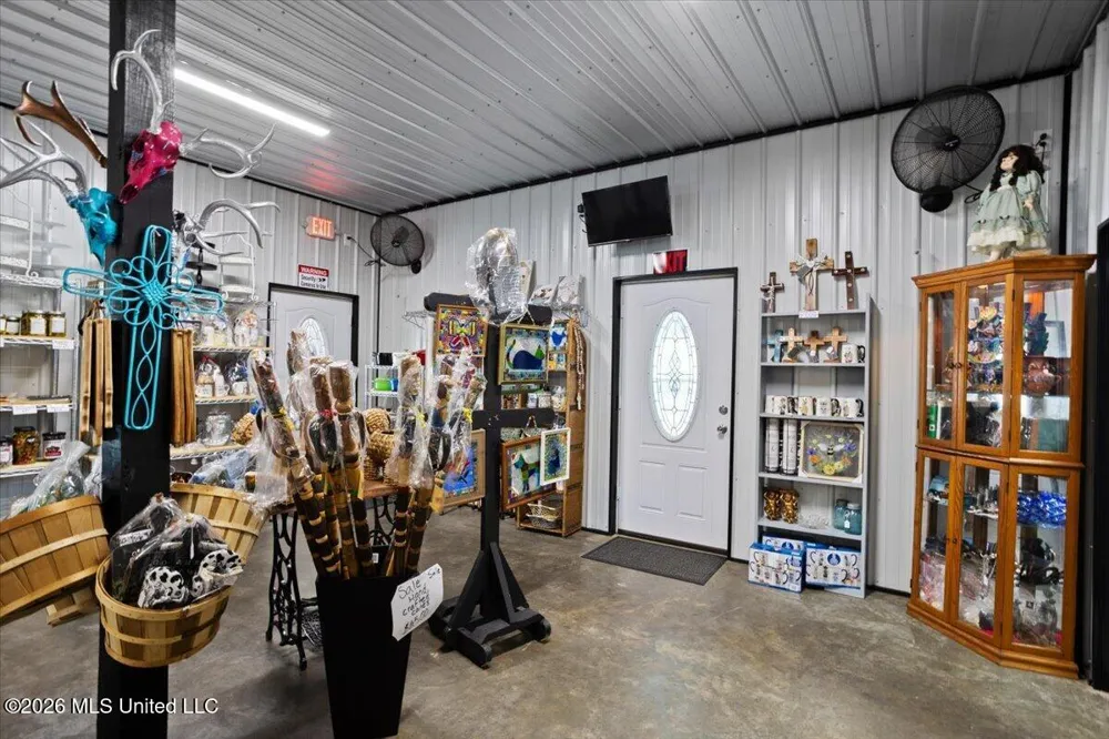 14271 U.s. 98 Lucedale, MS 39452