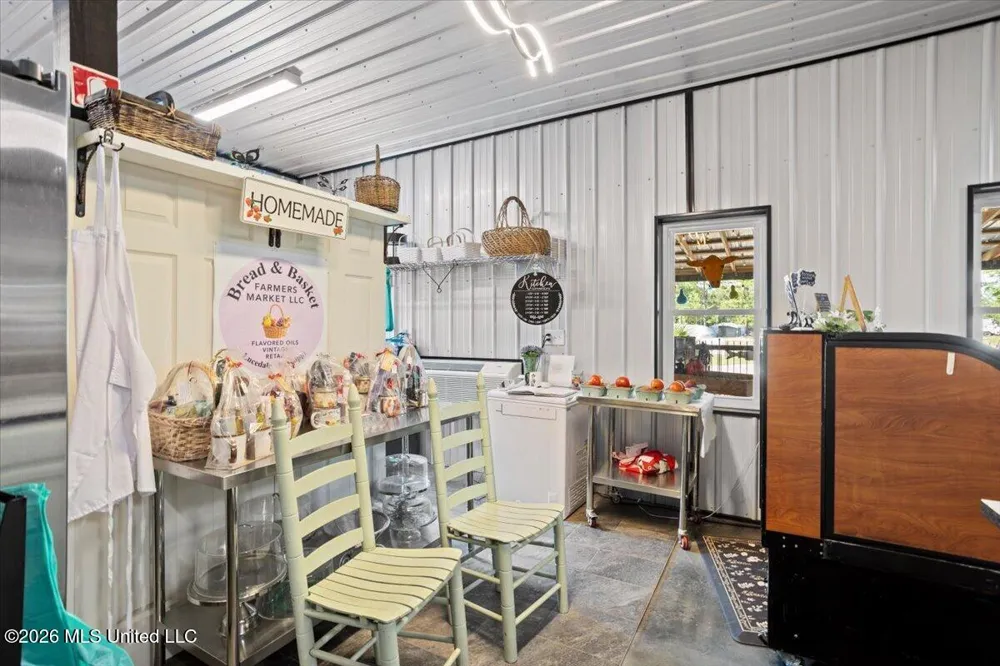 14271 U.s. 98 Lucedale, MS 39452