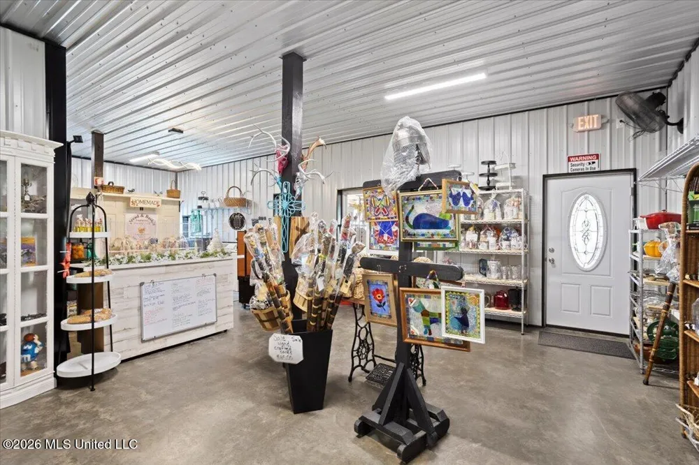 14271 U.s. 98 Lucedale, MS 39452