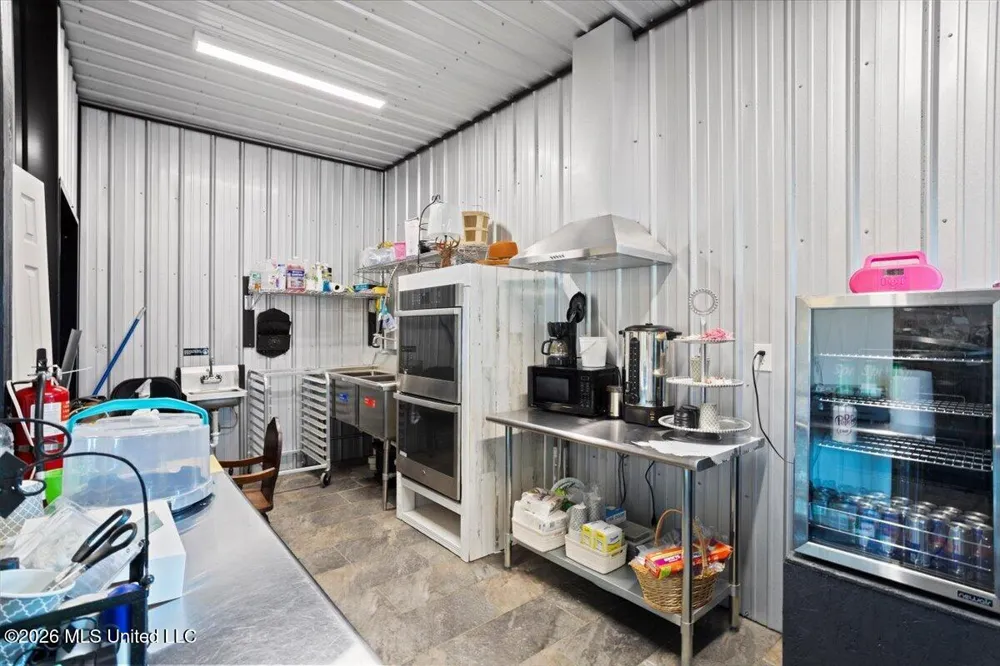 14271 U.s. 98 Lucedale, MS 39452