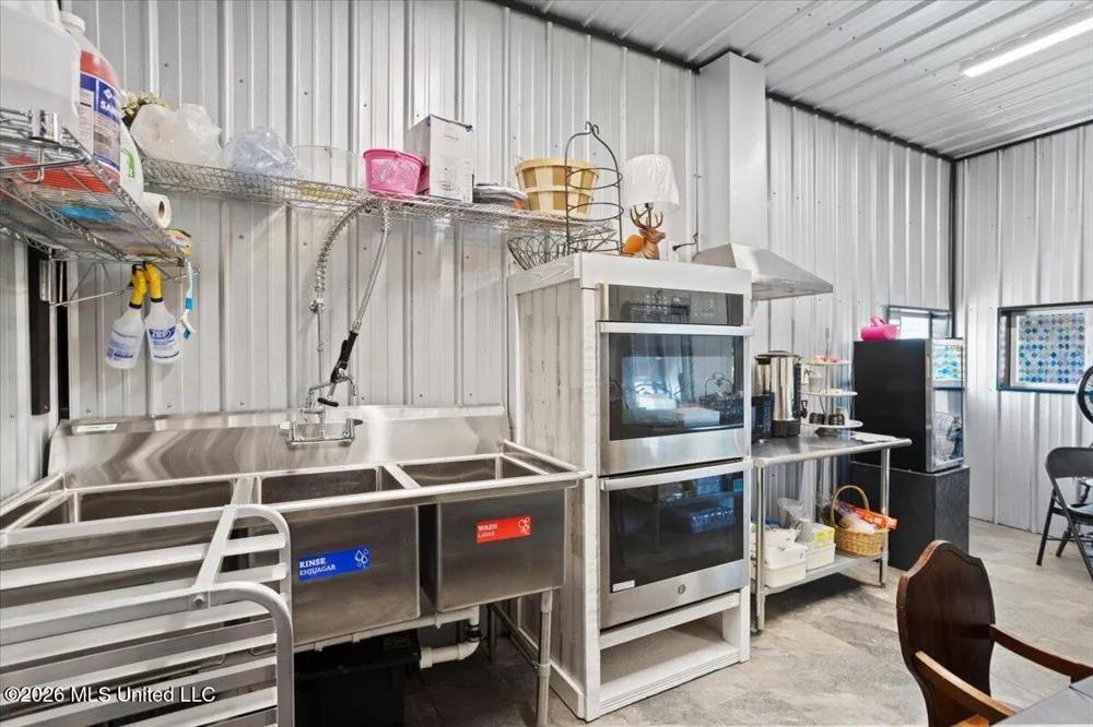 14271 U.s. 98 Lucedale, MS 39452