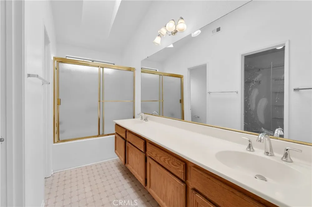 39370 Harvard Palmdale, CA 93551
