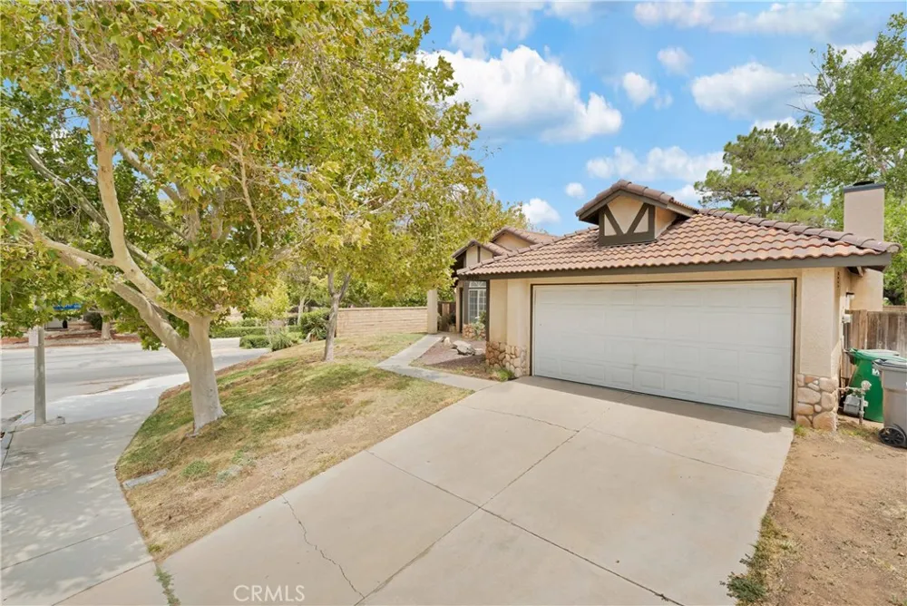 39370 Harvard Palmdale, CA 93551