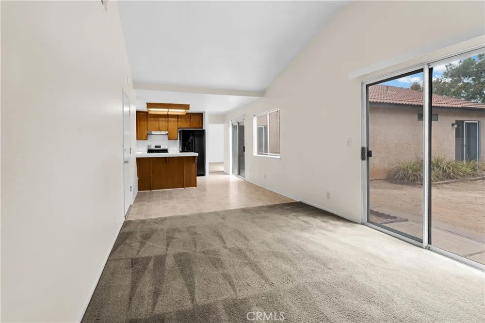 39370 Harvard Palmdale, CA 93551